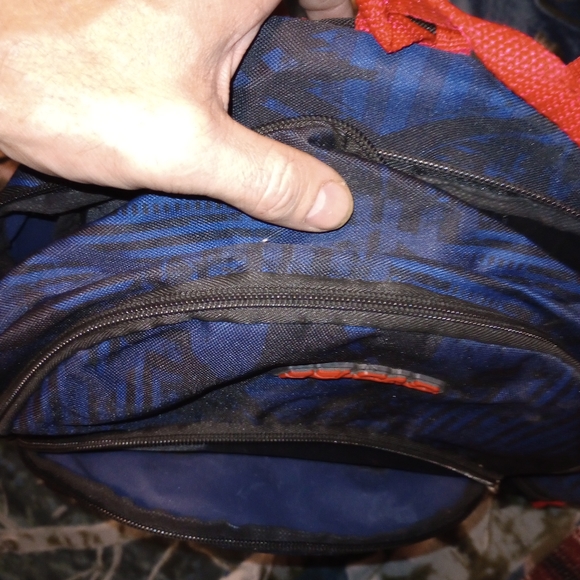 BACKPACK - Picture 4 of 5